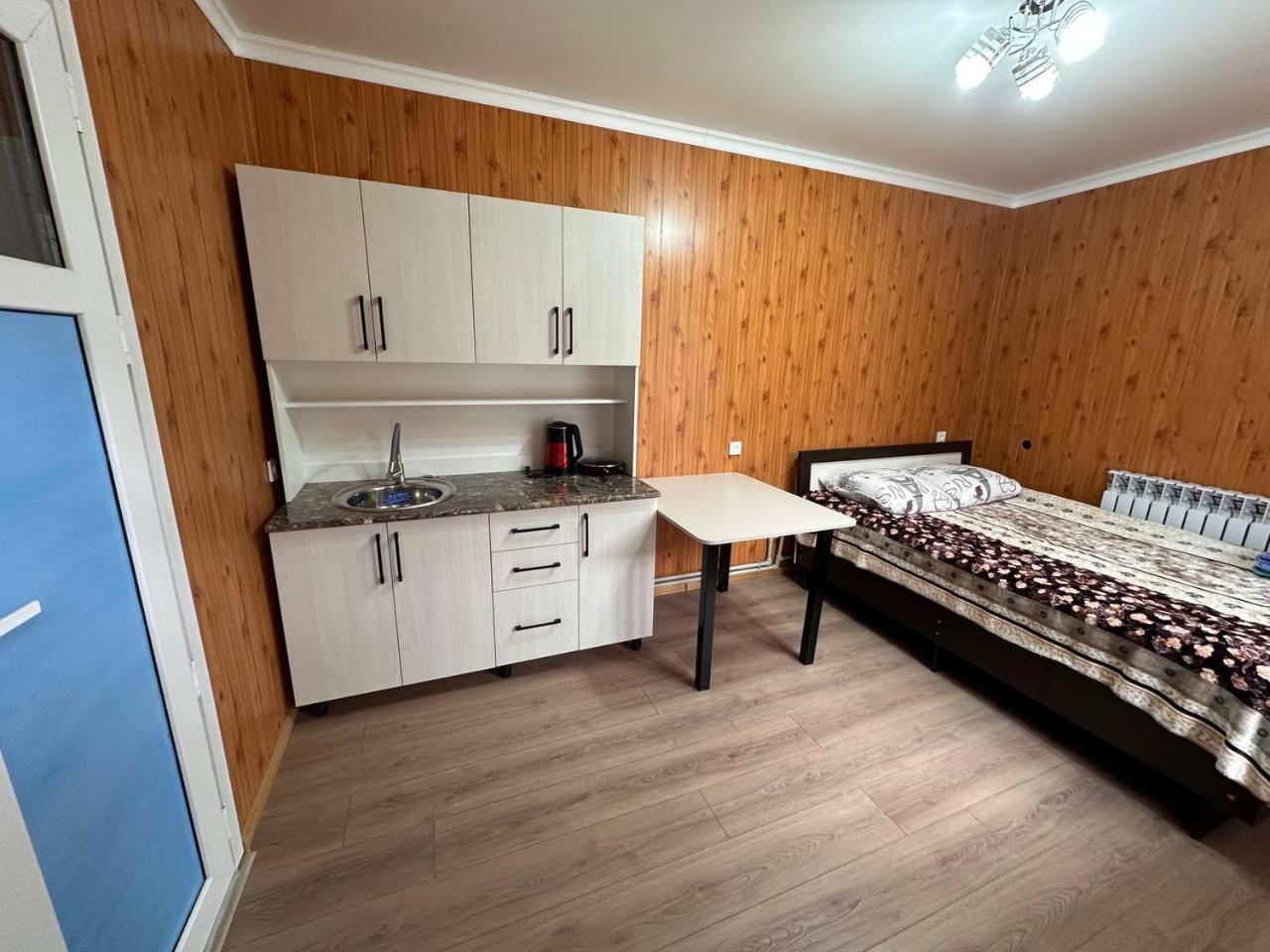ナルイン Pamko Bed & Breakfast エクステリア 写真